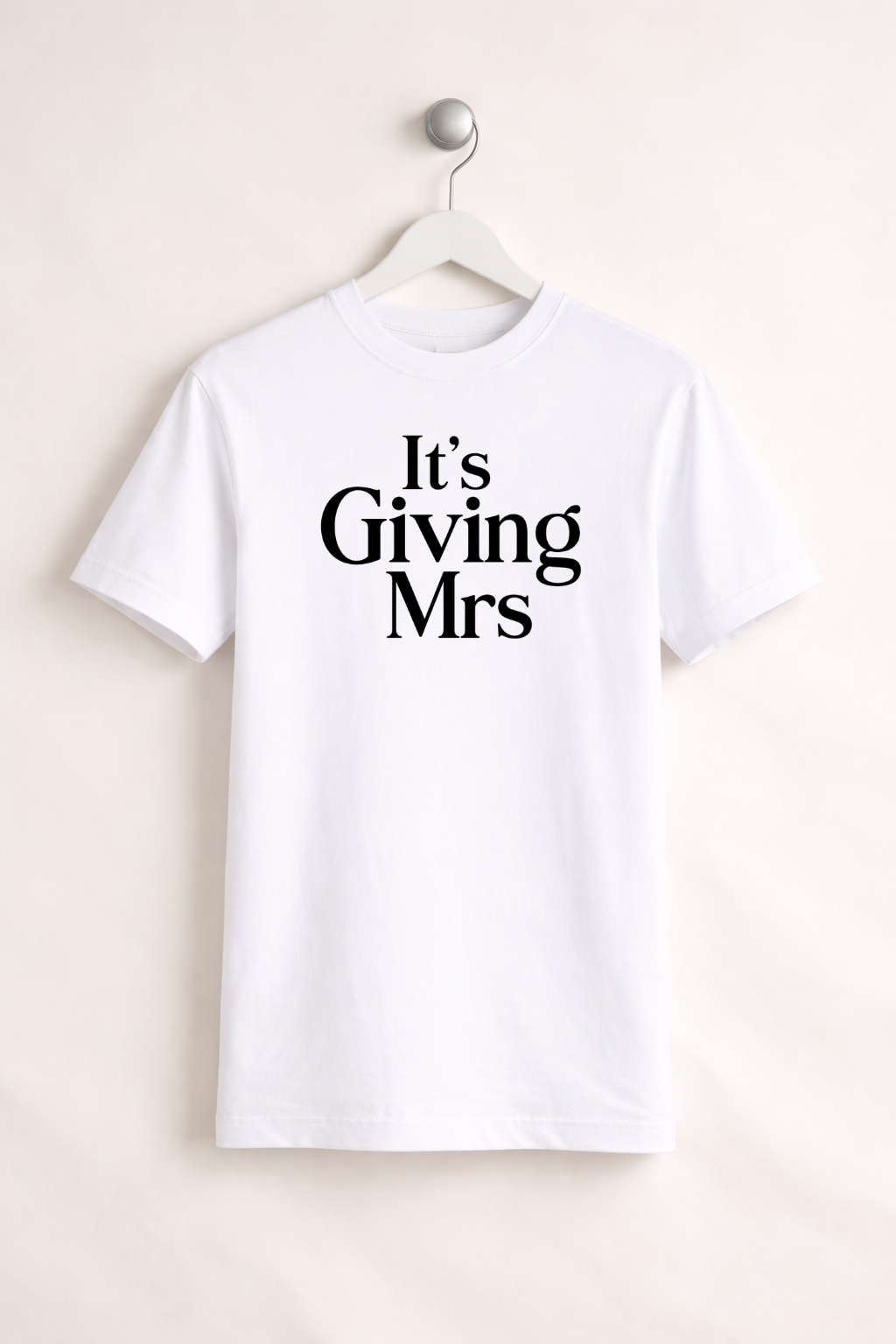 It's Giving Mrs T shirt